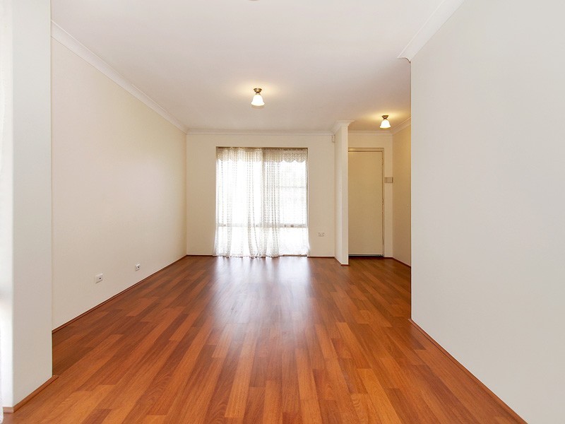 54 Glenbawn Drive, South Lake WA 6164