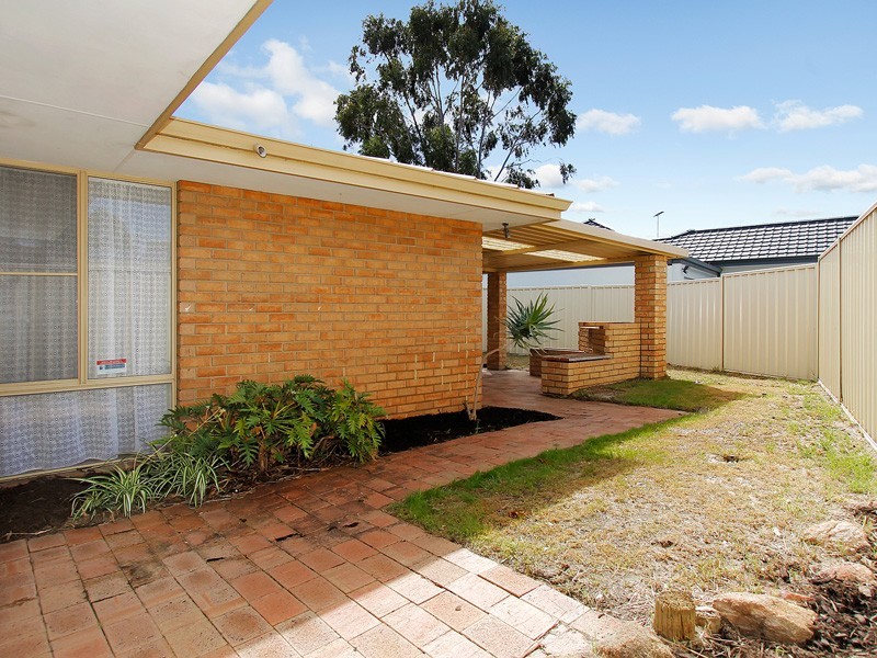 54 Glenbawn Drive, South Lake WA 6164