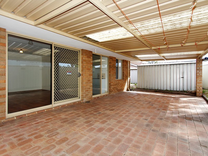 54 Glenbawn Drive, South Lake WA 6164