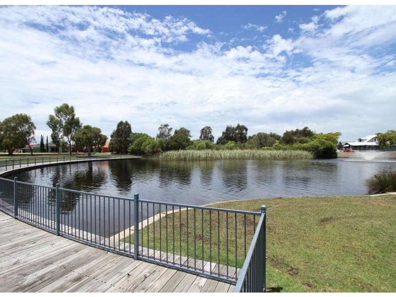 7 Paperbark Lane, Atwell WA 6164