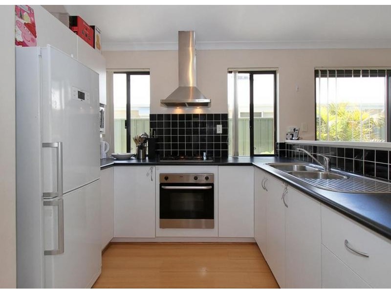 7 Paperbark Lane, Atwell WA 6164