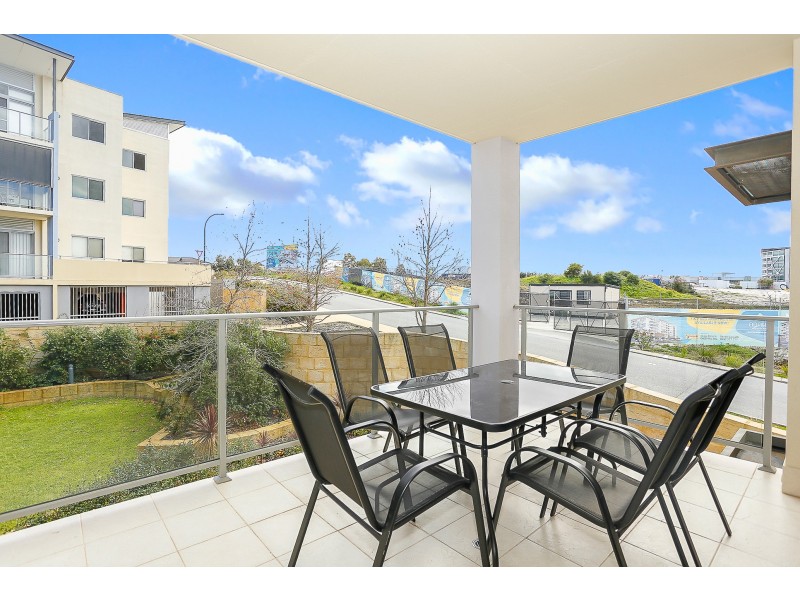 4/9 Ibera Way, Success WA 6164