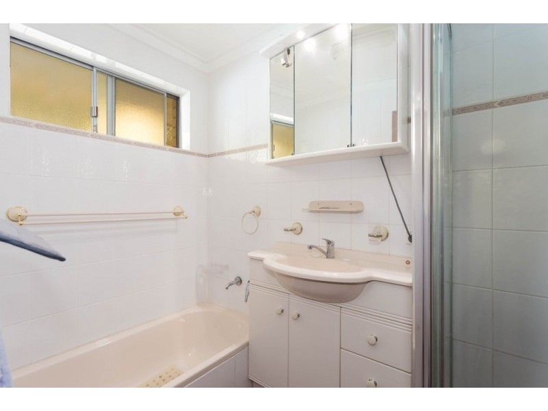 19 Davies Crescent, Kardinya WA 6163