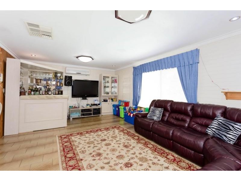 19 Davies Crescent, Kardinya WA 6163