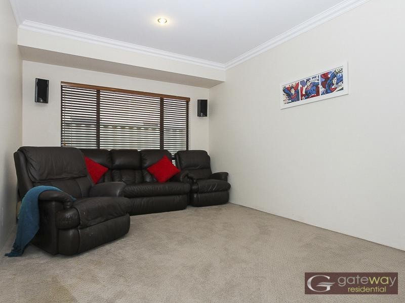 10 Brindabella Avenue, Aubin Grove WA 6164