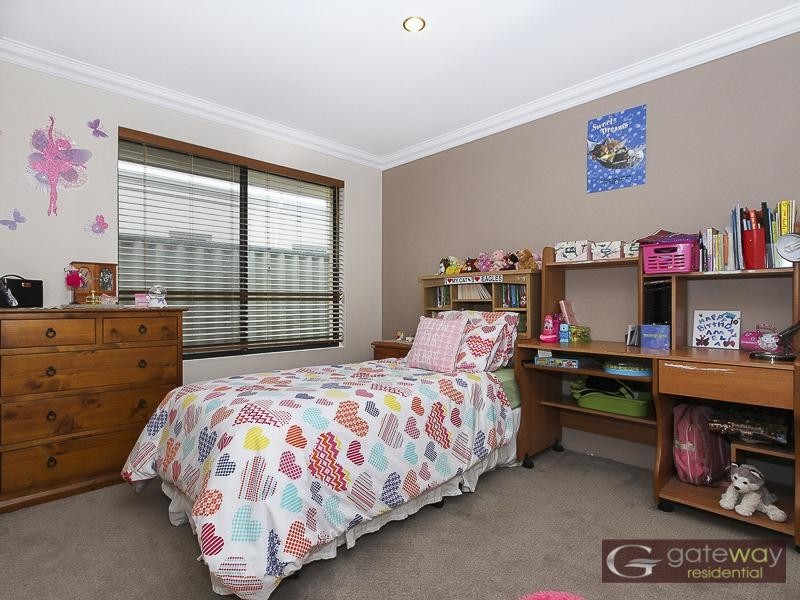 10 Brindabella Avenue, Aubin Grove WA 6164