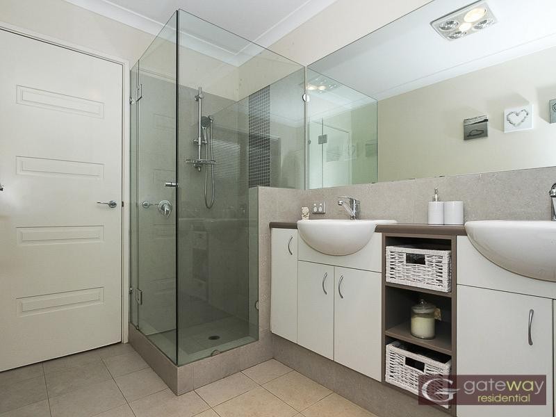 10 Brindabella Avenue, Aubin Grove WA 6164