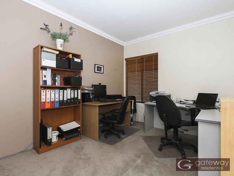 10 Brindabella Avenue, Aubin Grove WA 6164