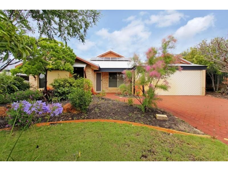 3 Belvoir Crescent, Orelia WA 6167