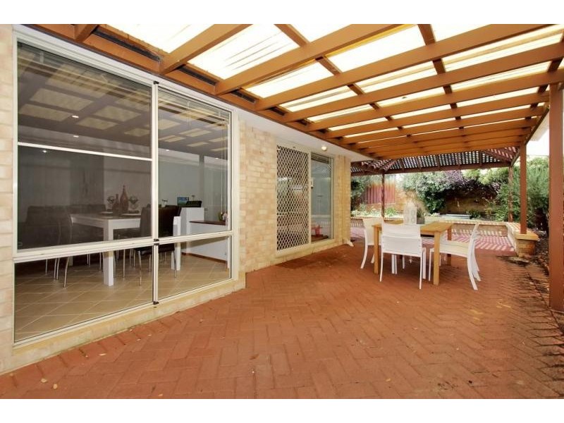 3 Belvoir Crescent, Orelia WA 6167