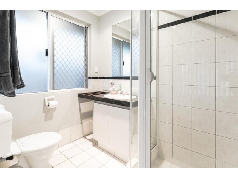 1 Jenniphur Court, Atwell WA 6164