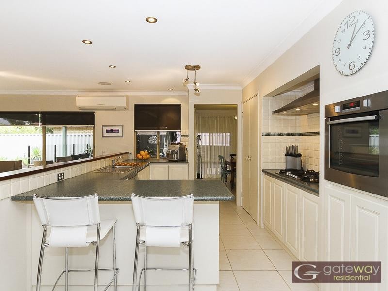 67 Casserly Drive, Leeming WA 6149