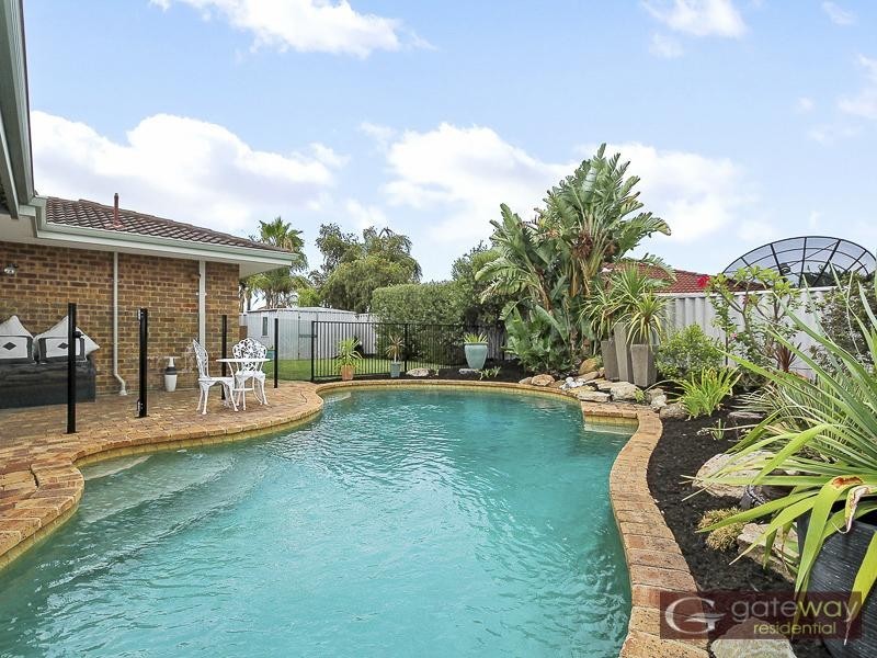67 Casserly Drive, Leeming WA 6149