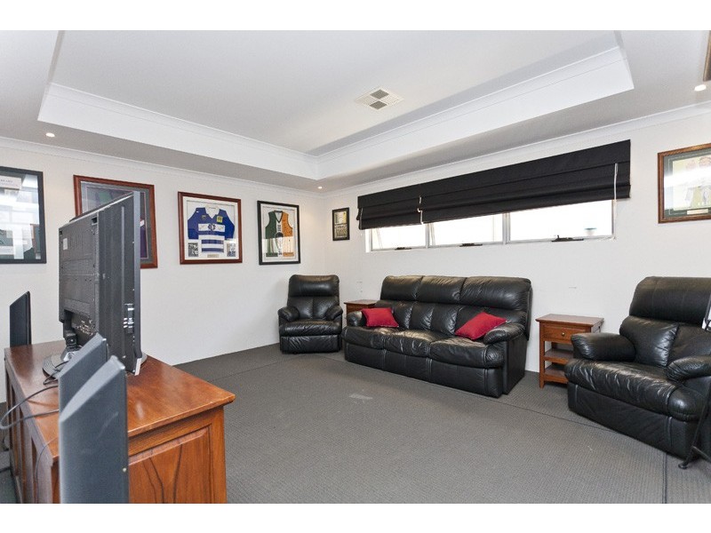 14 Descanso Loop, Aubin Grove WA 6164