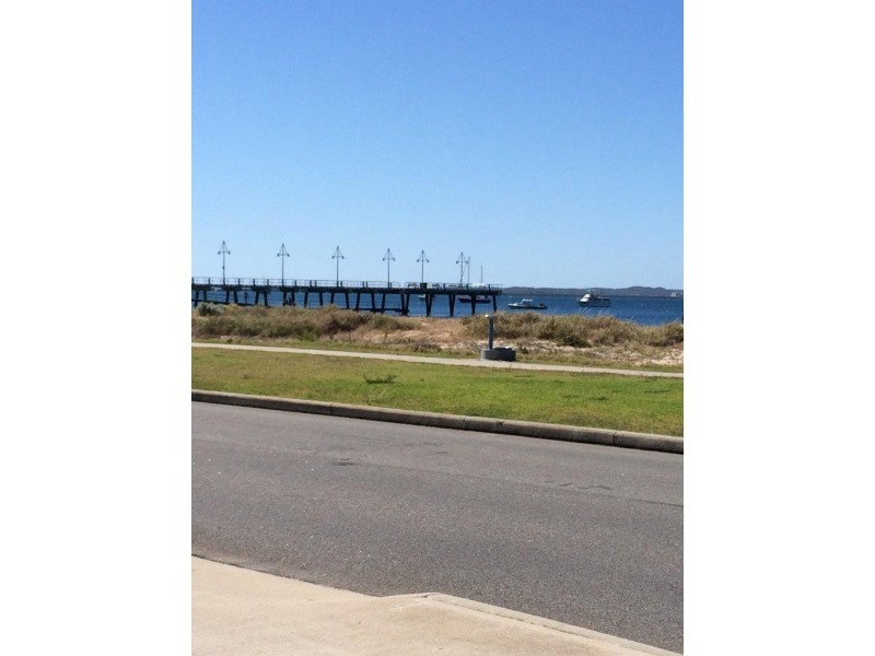 9B Bay View Street, Rockingham WA 6168