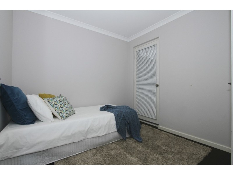 3/3 Peppermint Gardens, Aubin Grove WA 6164