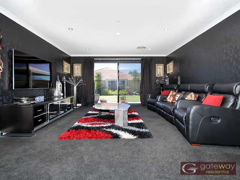 10 Goshawk Pass, Beeliar WA 6164