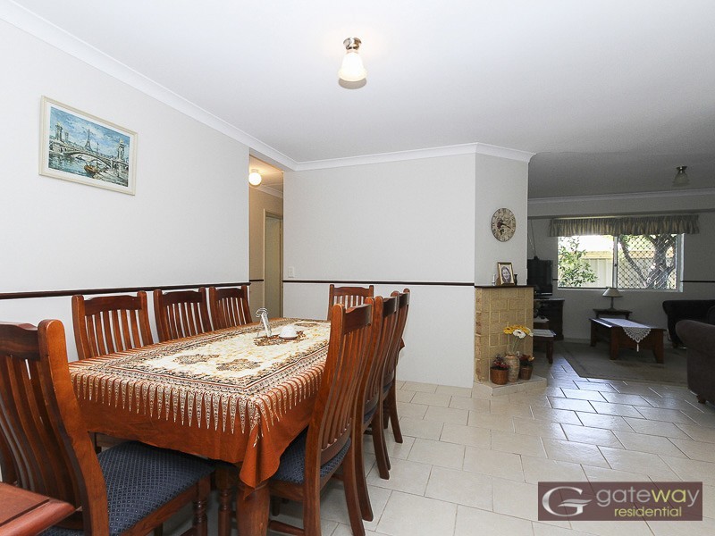 10 Belaring Place, Kenwick WA 6107