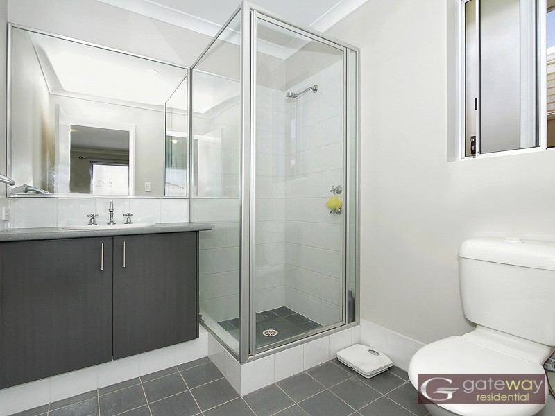 13 Essence Bend, Atwell WA 6164