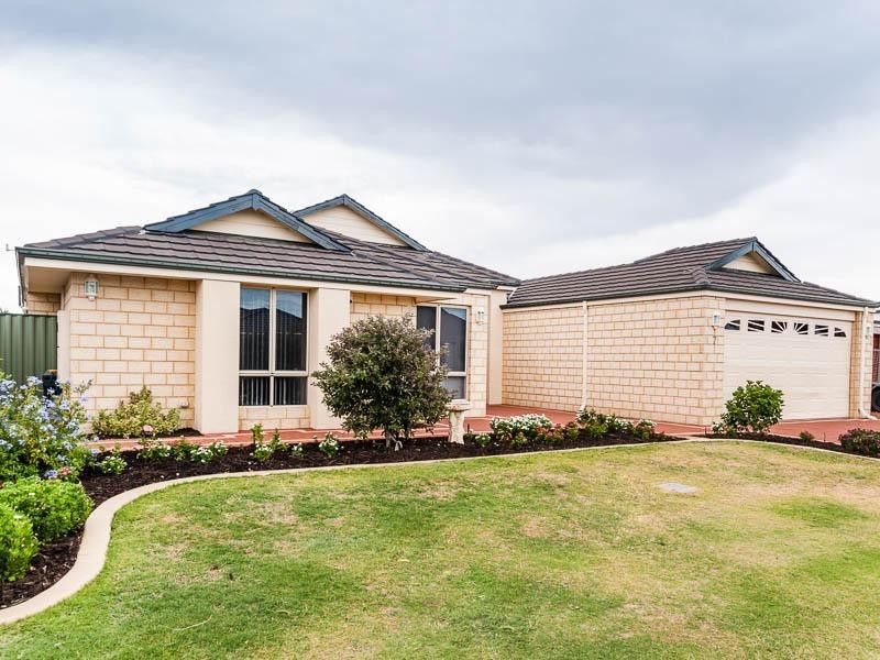 7 Augustus Court, Aubin Grove WA 6164