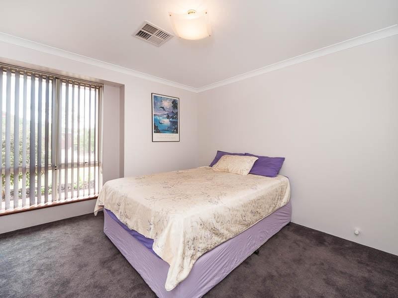 7 Augustus Court, Aubin Grove WA 6164