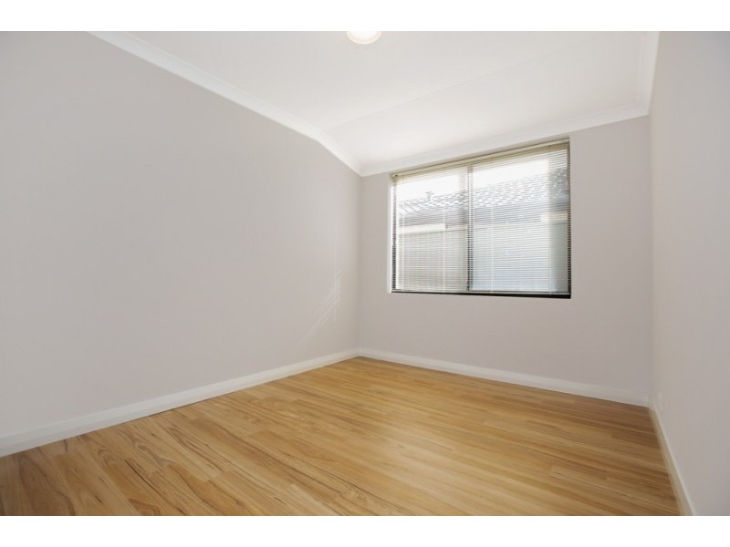 76 Folland Parade, Atwell WA 6164