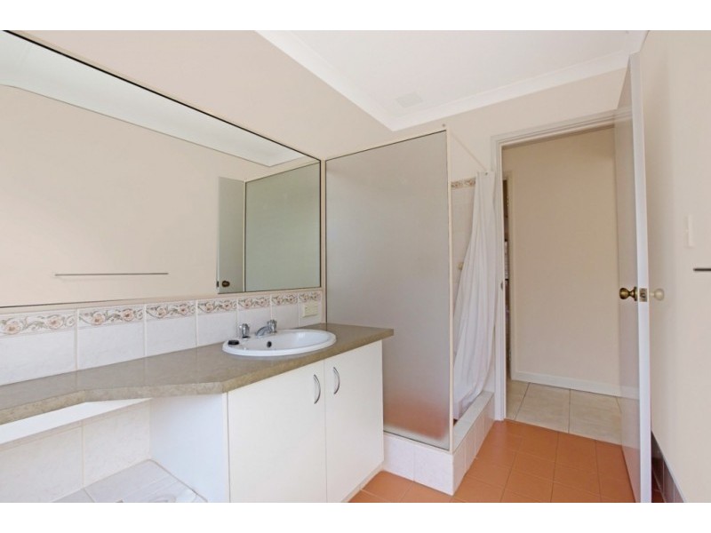 76 Folland Parade, Atwell WA 6164