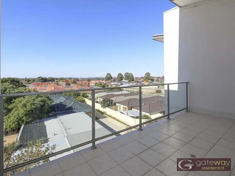 41/6 Ibera Way, Success WA 6164