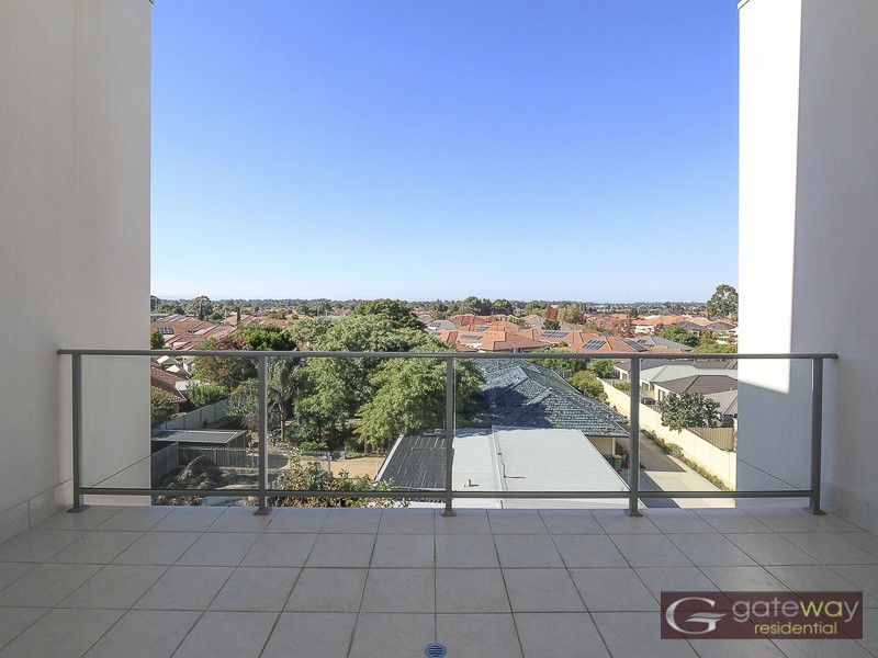 41/6 Ibera Way, Success WA 6164