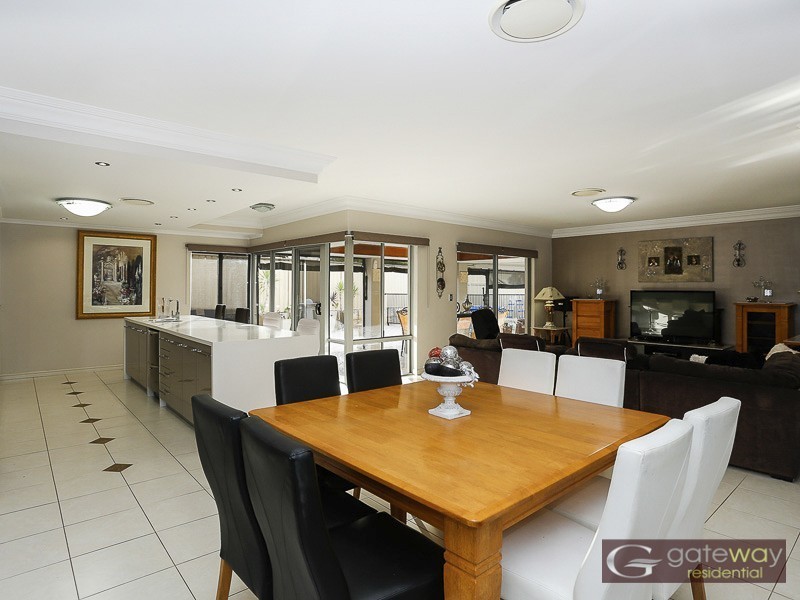 12 Goshawk Pass, Beeliar WA 6164