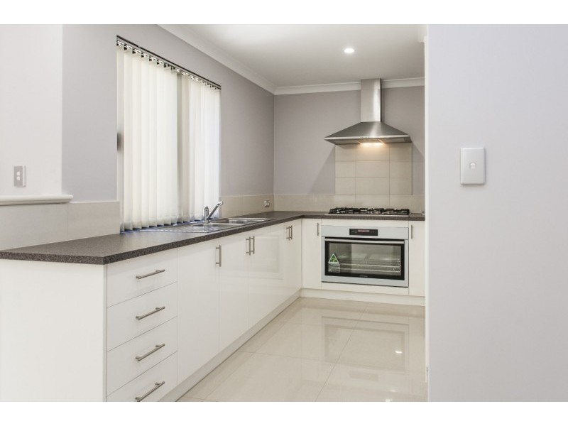1/170 Gaebler Road, Aubin Grove WA 6164