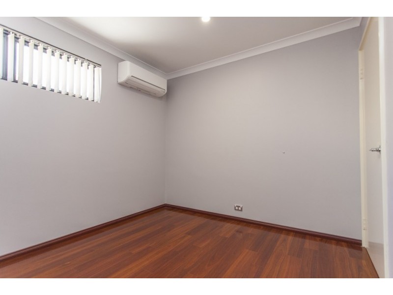 1/170 Gaebler Road, Aubin Grove WA 6164