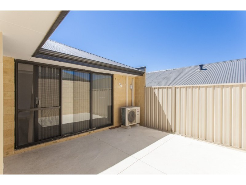 1/170 Gaebler Road, Aubin Grove WA 6164