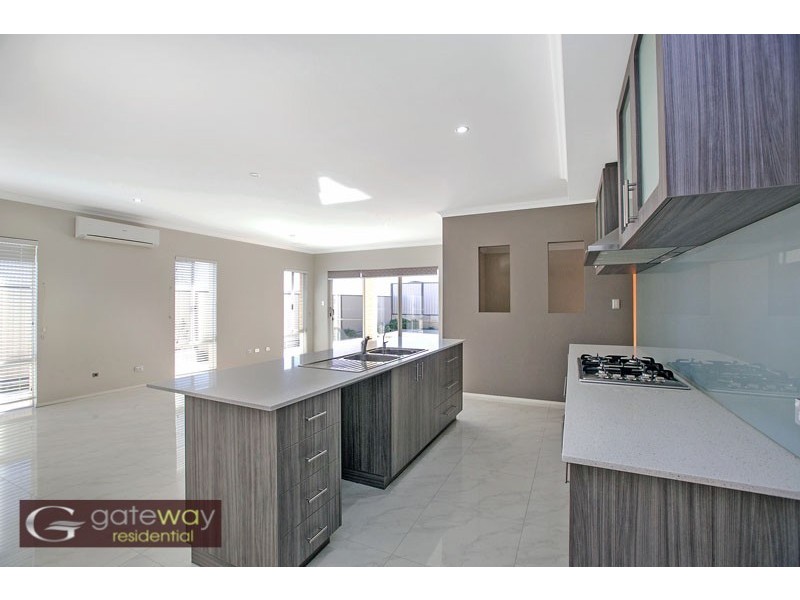 16 Majorelle Parkway, Aubin Grove WA 6164