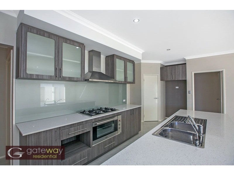 16 Majorelle Parkway, Aubin Grove WA 6164
