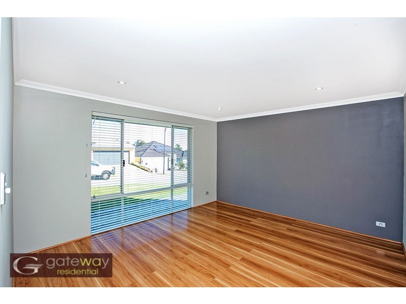 16 Majorelle Parkway, Aubin Grove WA 6164