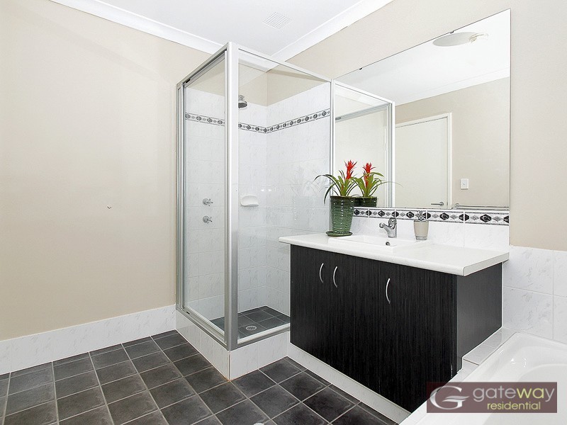 28 Dovedale Street, Harrisdale WA 6112