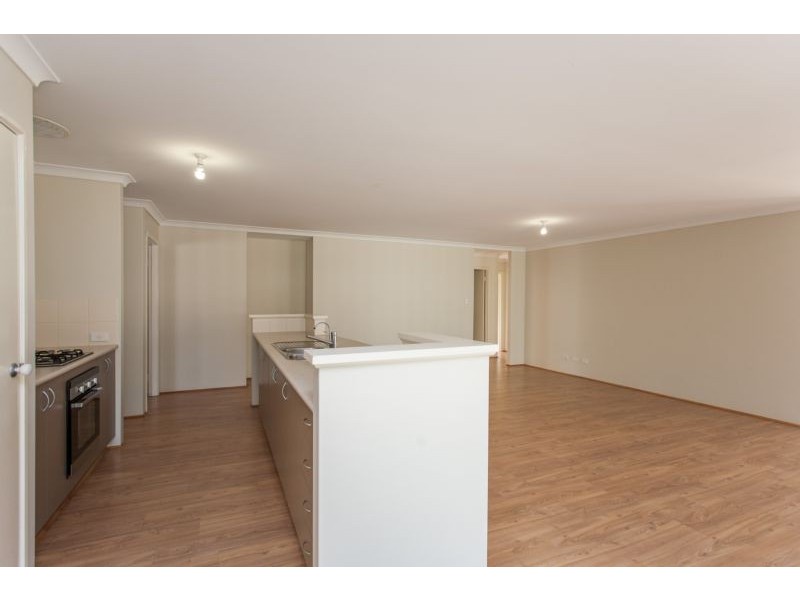 215 Gaebler Road, Aubin Grove WA 6164