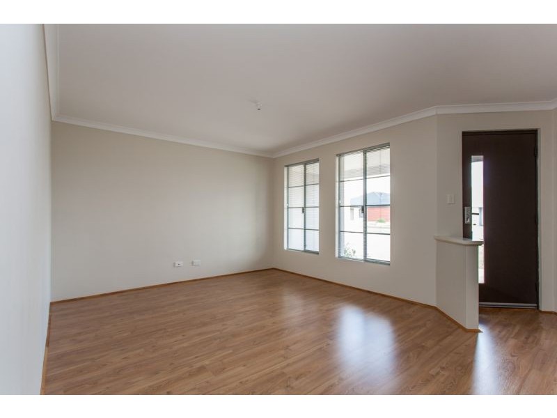 215 Gaebler Road, Aubin Grove WA 6164