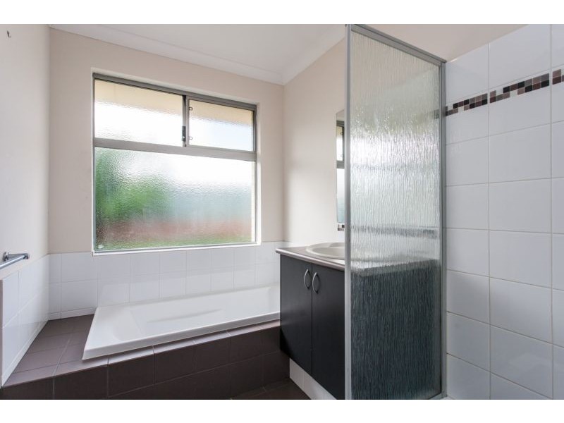 215 Gaebler Road, Aubin Grove WA 6164