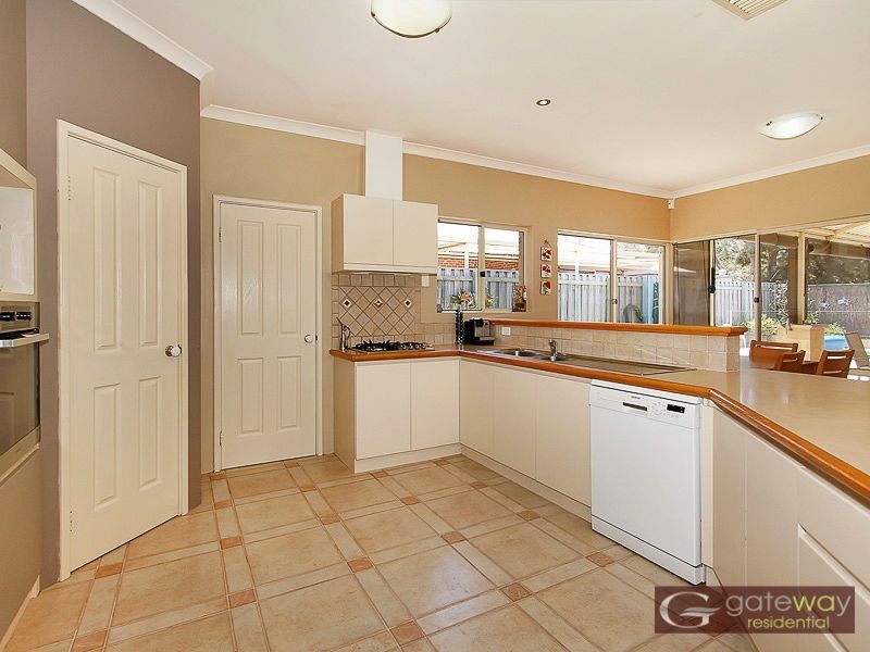 22 Laguna Green, Jandakot WA 6164