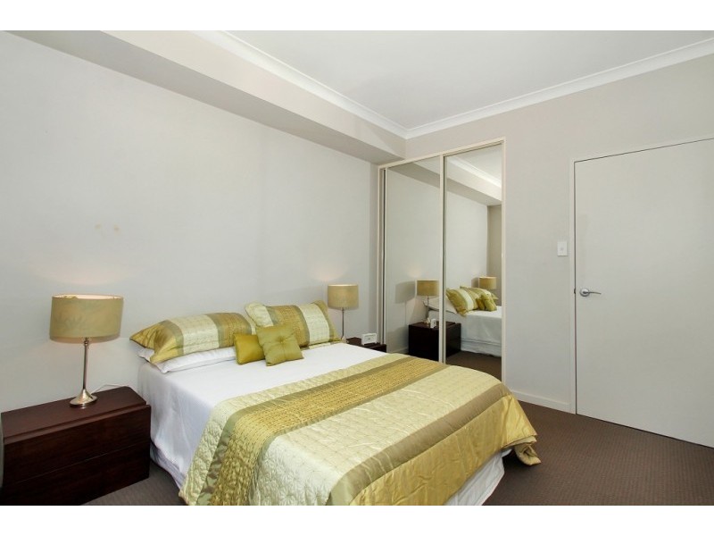 17/105 Wentworth Parade, Success WA 6164