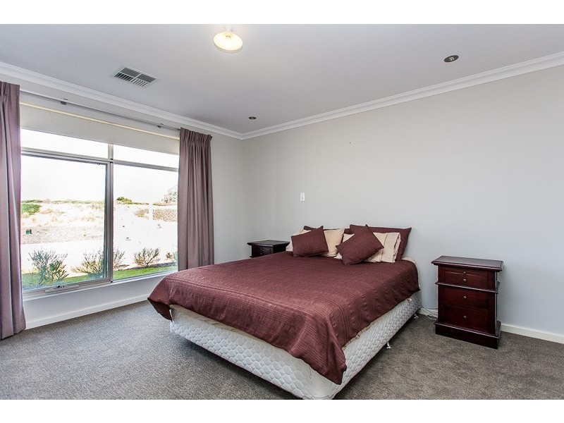 30 Wirra Corner, Wandi WA 6167