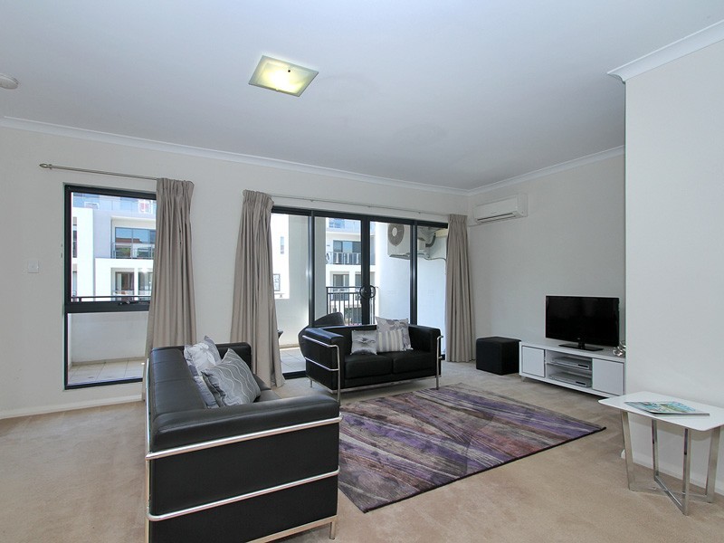 40/2 Stockton Bend, Cockburn Central WA 6164