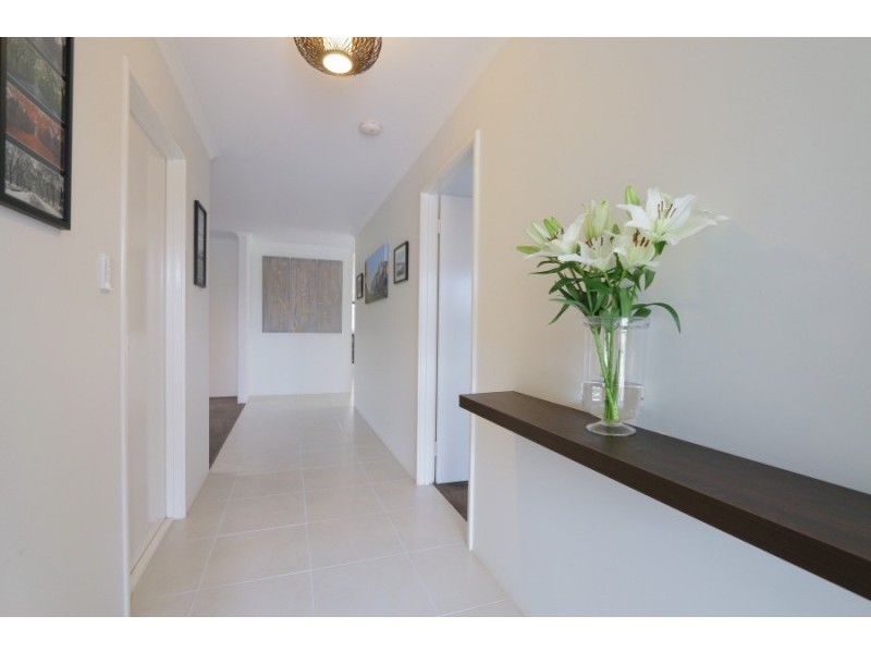 19 Mohan Loop, Hammond Park WA 6164