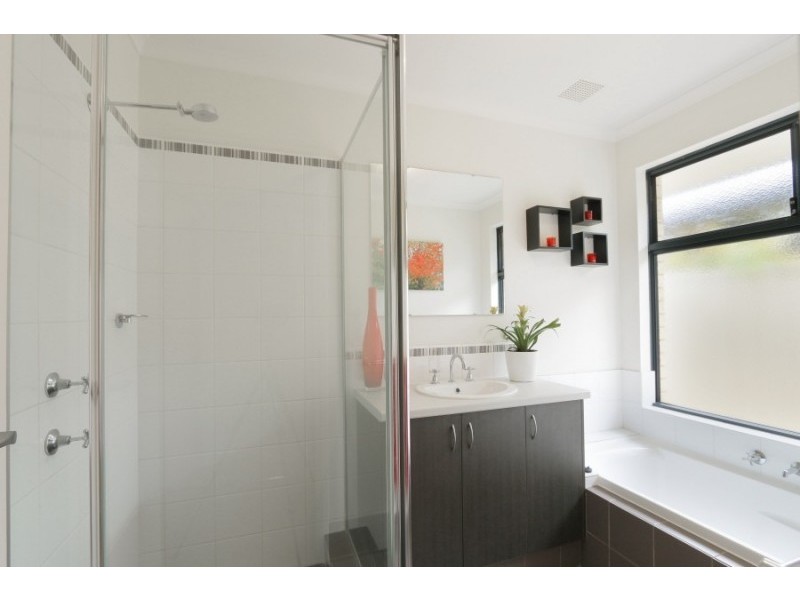 19 Mohan Loop, Hammond Park WA 6164