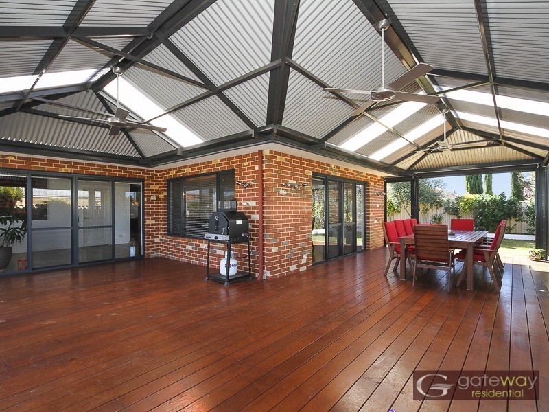 11 Harmony Avenue, Atwell WA 6164