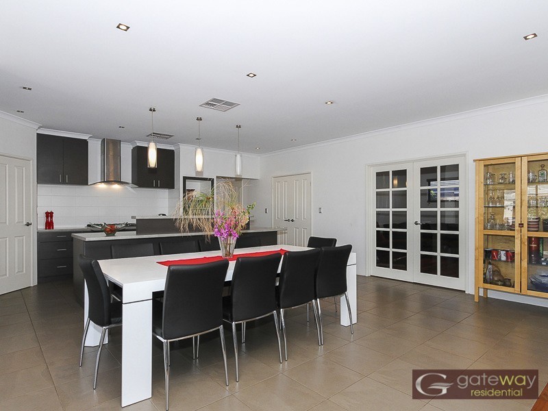 11 Harmony Avenue, Atwell WA 6164