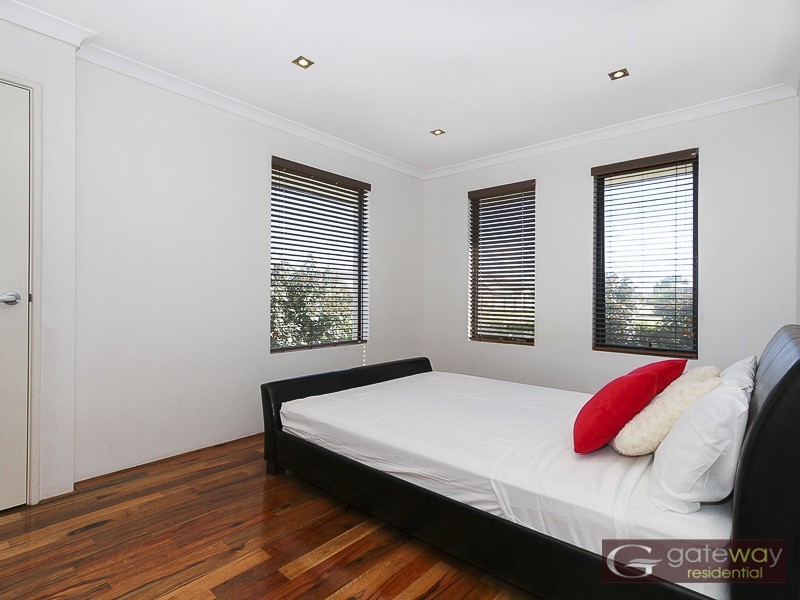 11 Harmony Avenue, Atwell WA 6164