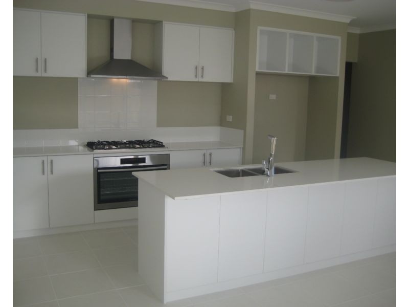 5 Serventy Crescent, Hammond Park WA 6164